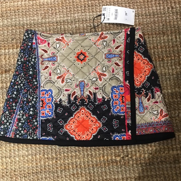 NWT unique Zara quilt skirt - Picture 2 of 4